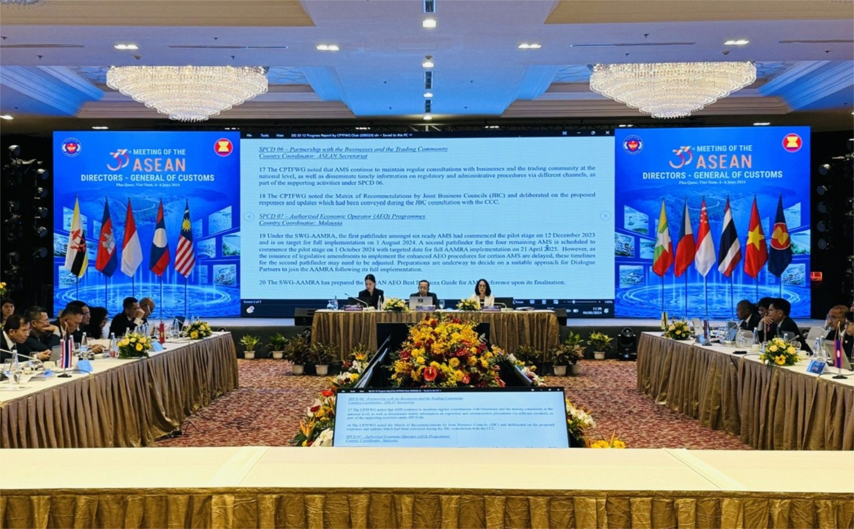 Hội nghị Tổng cục trưởng Hải quan các nước ASEAN lần thứ 33: Thảo luận nhiều nội dung quan trọng trong hợp tác hải quan nội khối ASEAN. (05/06/2024)